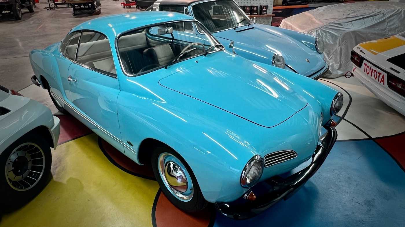 Volkswagen Karmann Ghia