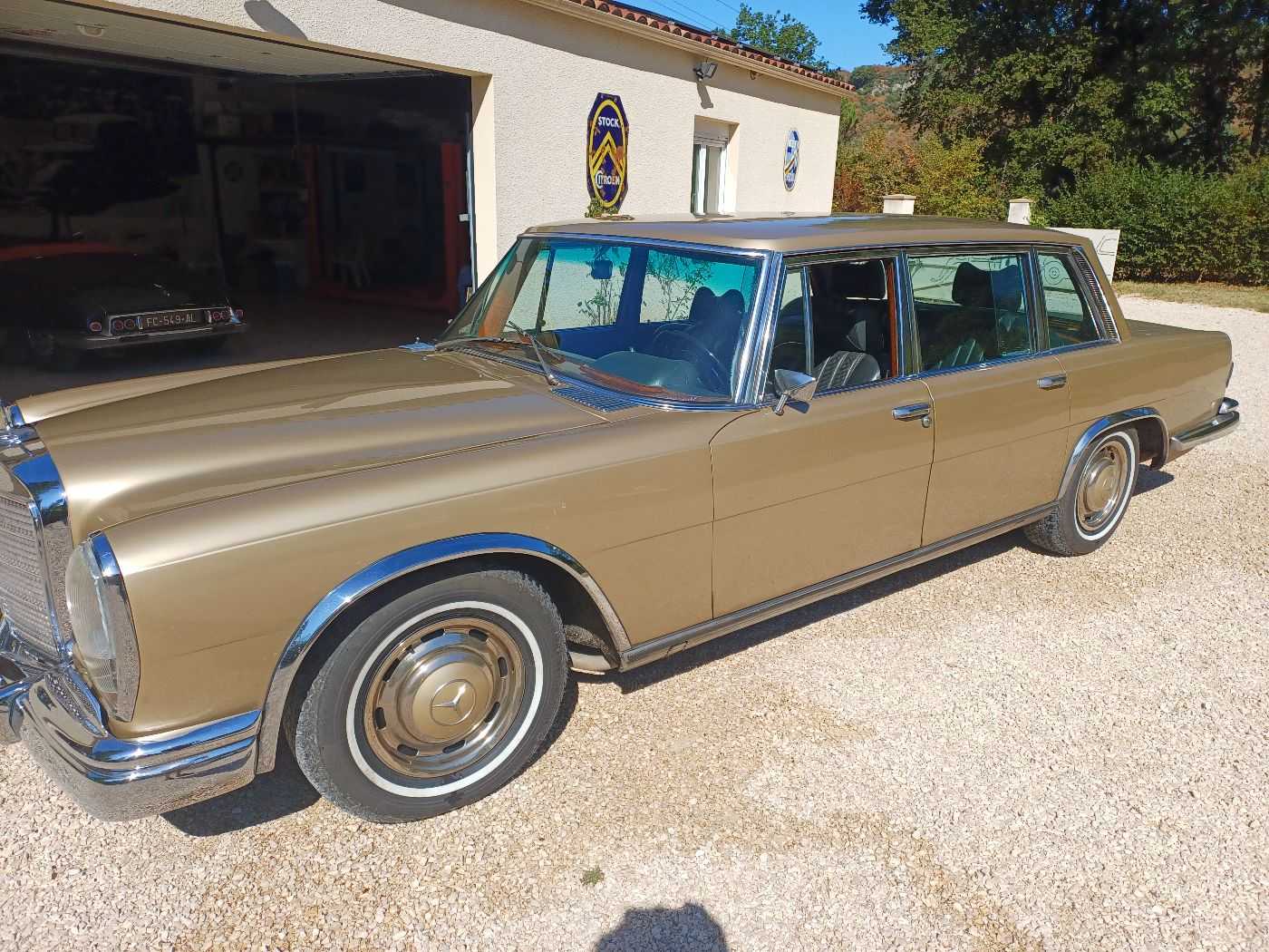 Mercedes-Benz 600 