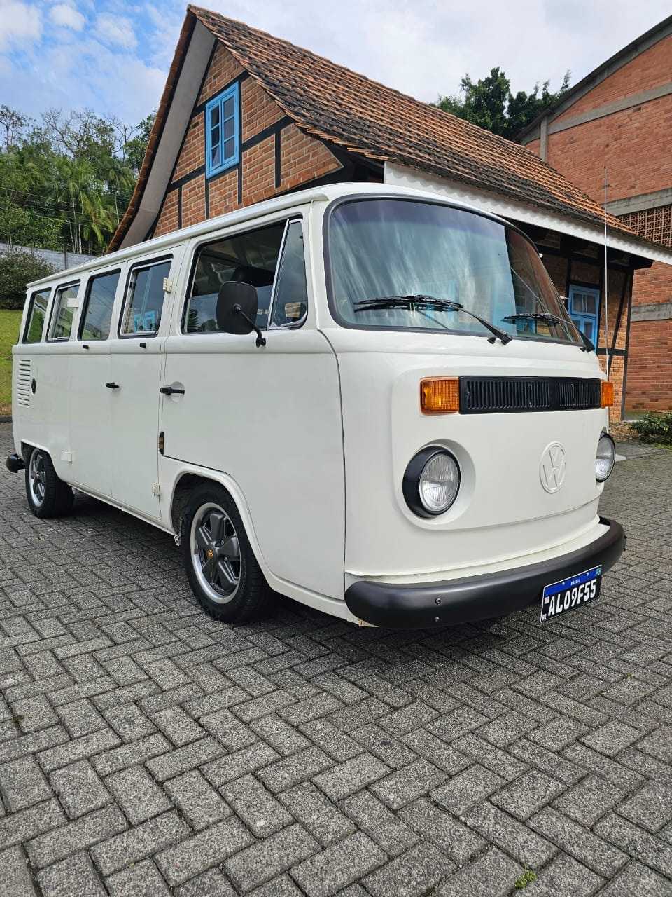 Volkswagen Combi