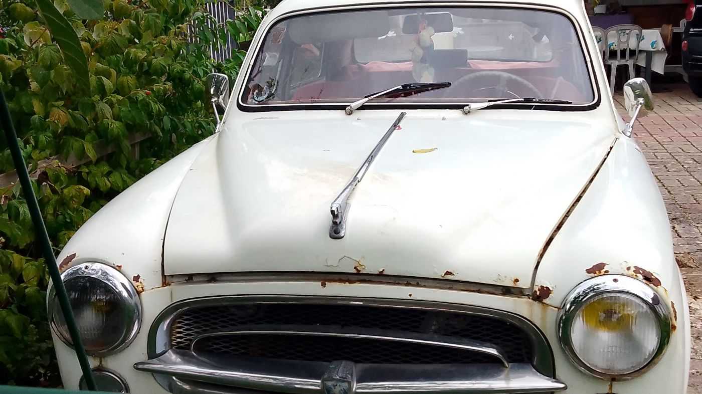 Peugeot 403