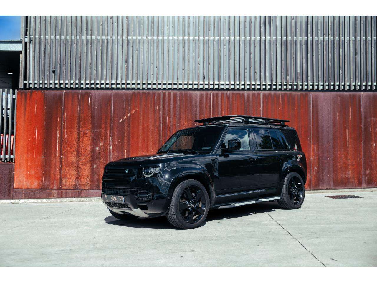 LandRover Defender