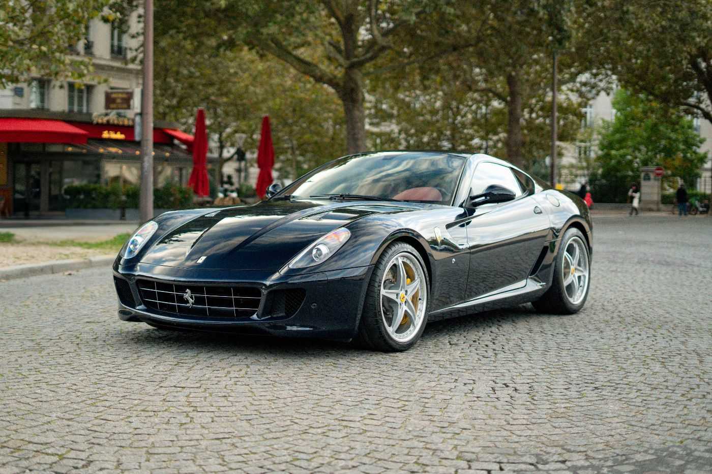 Ferrari 599