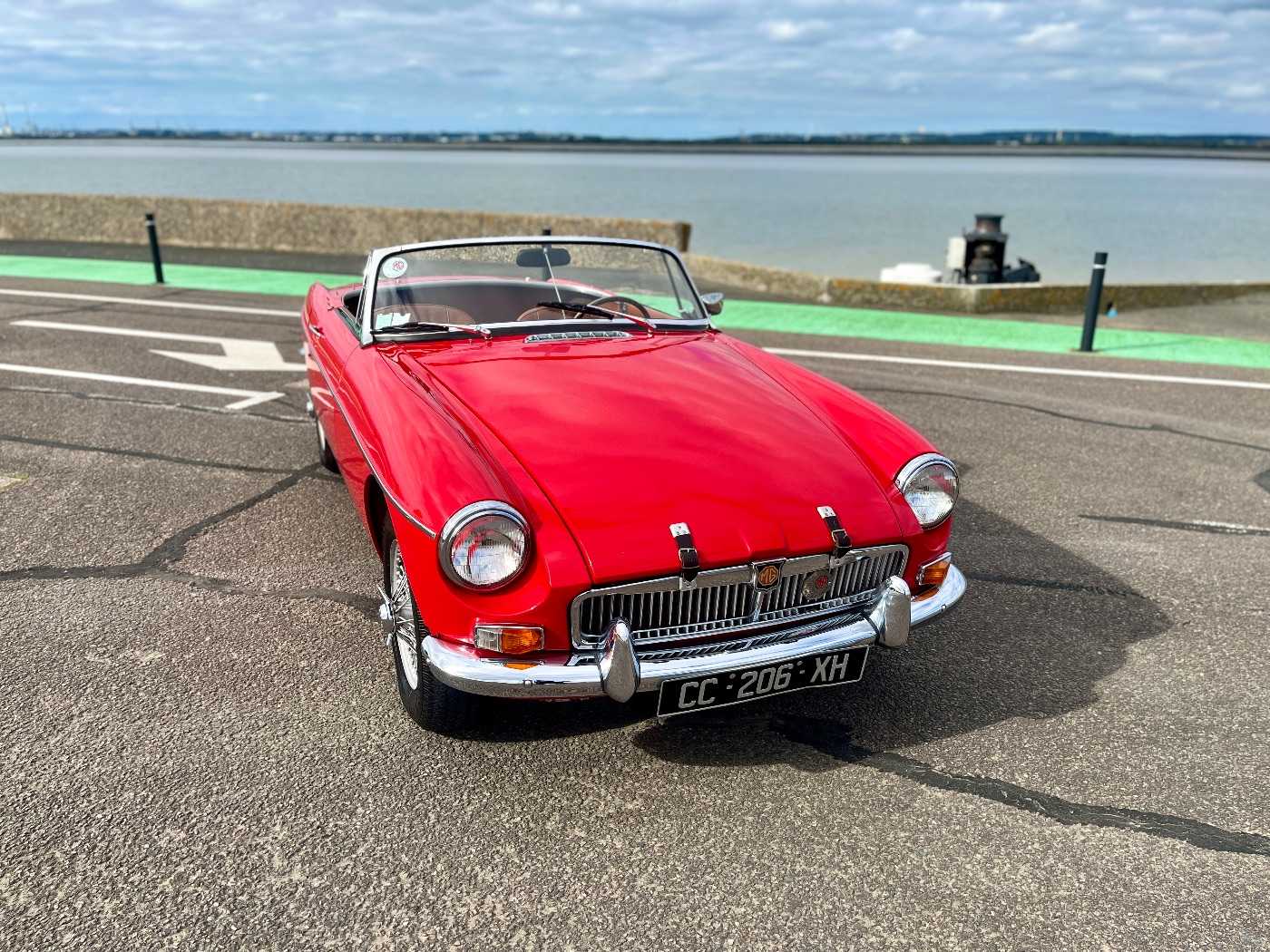 MG B