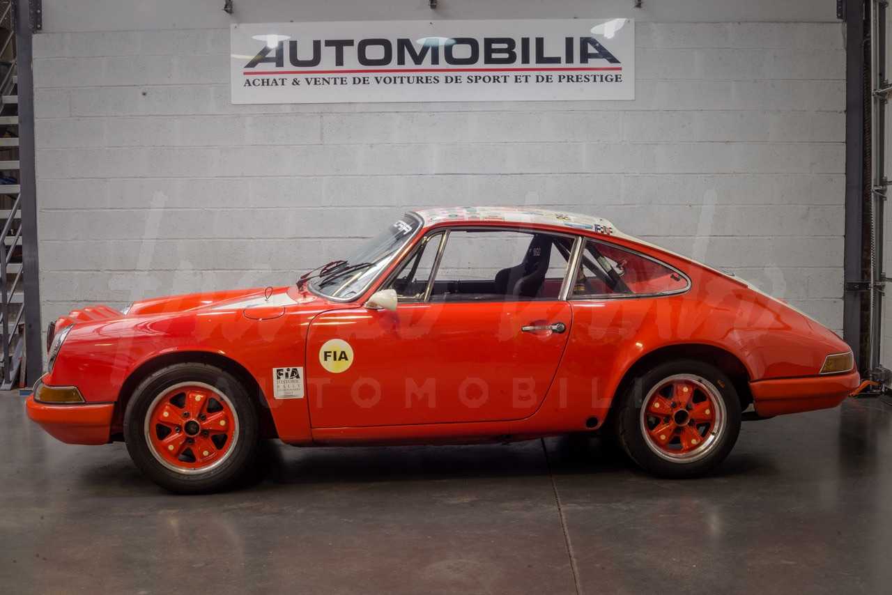 Porsche 911