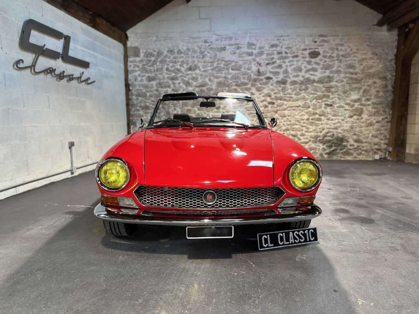Fiat 124 Spider