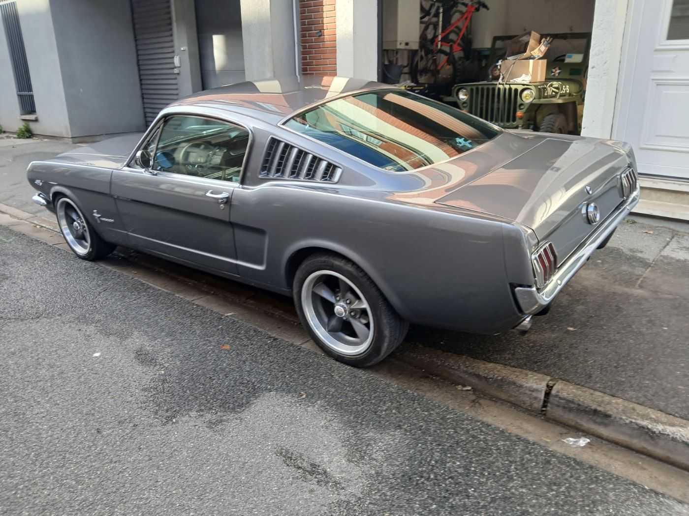 Ford Mustang