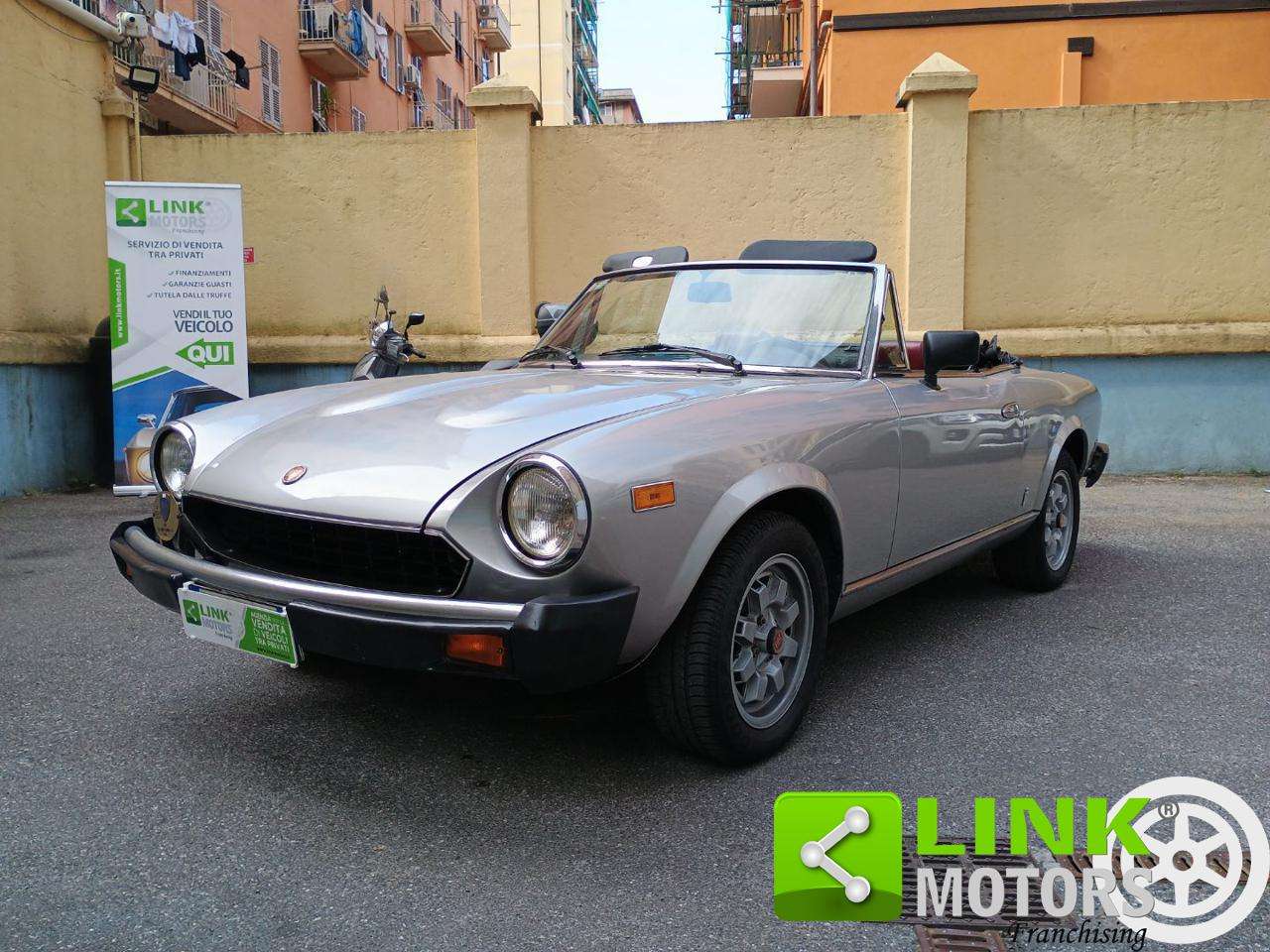 Fiat 124 Spider