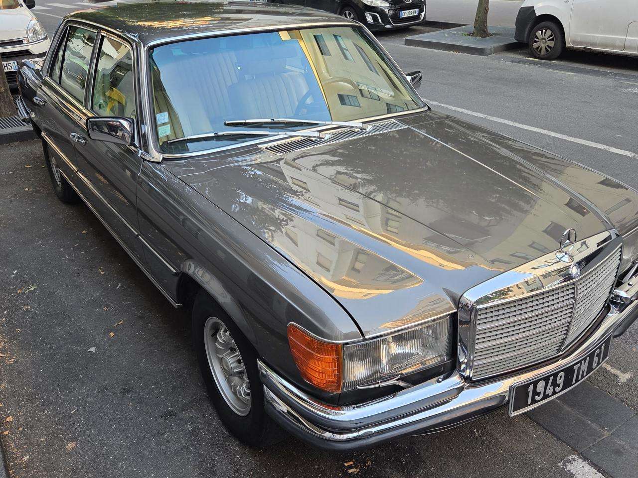 Mercedes-Benz 