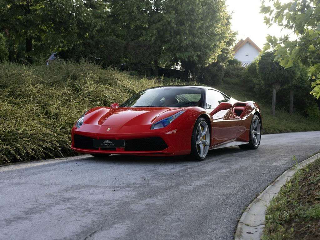 Ferrari 488