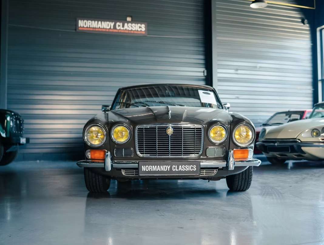Jaguar Série - XJ