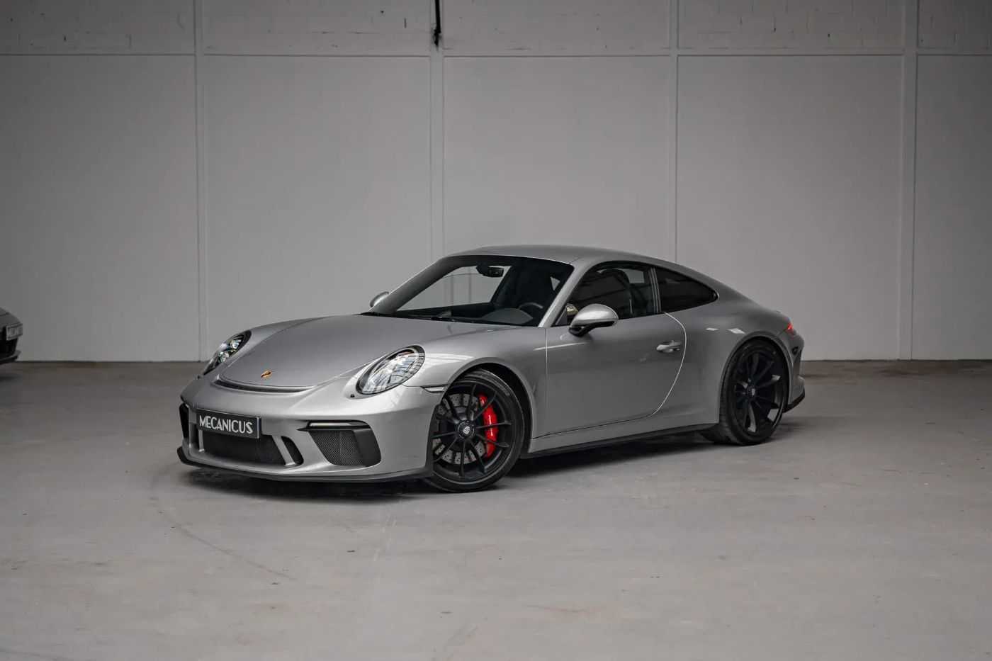 Porsche 992
