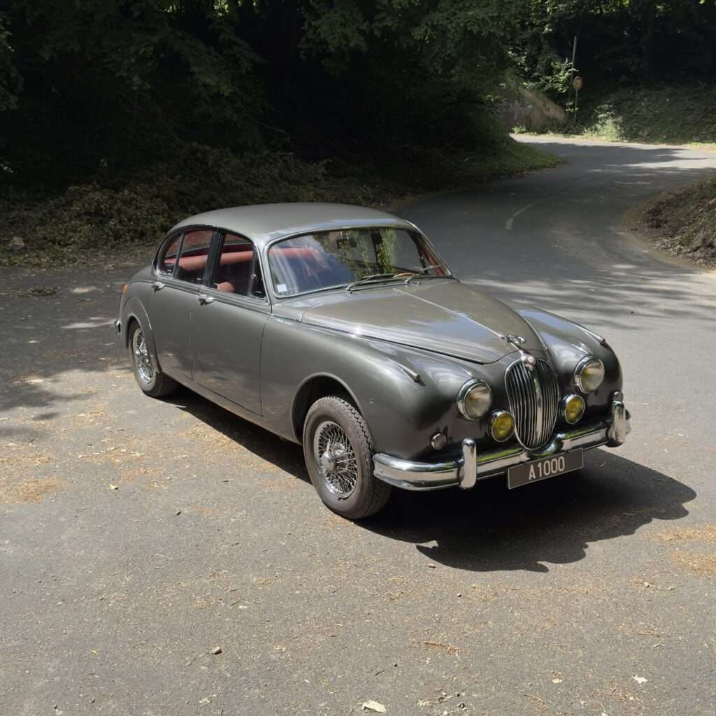 Jaguar MK 2