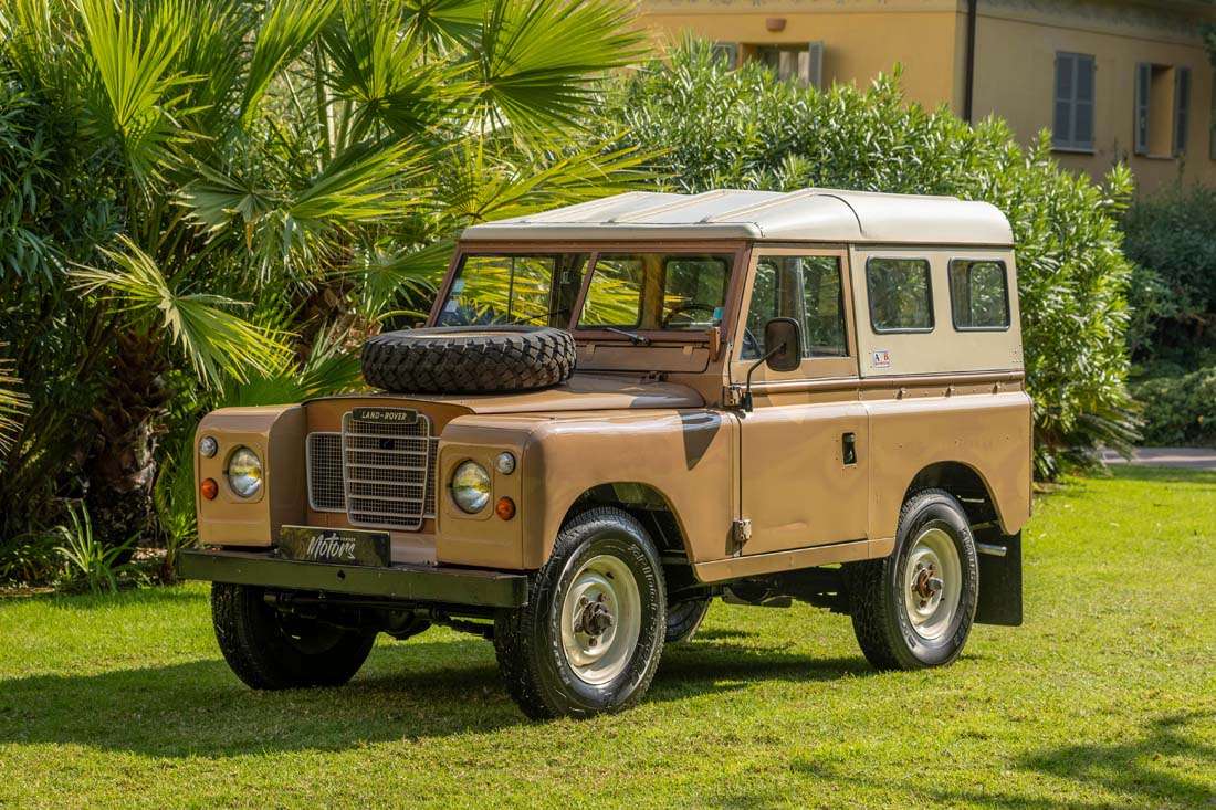 LandRover 88