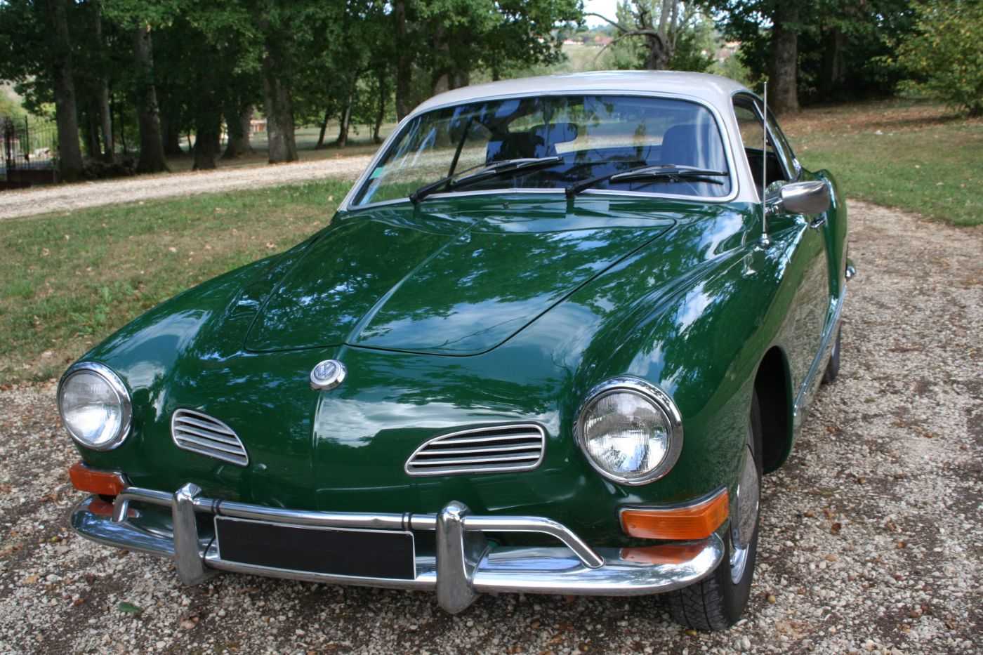 Volkswagen Karmann Ghia