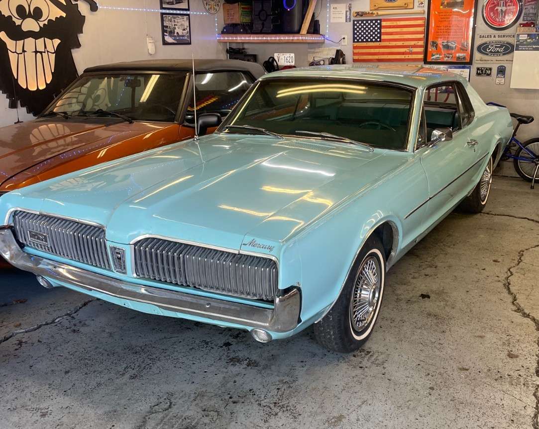 Mercury Cougar
