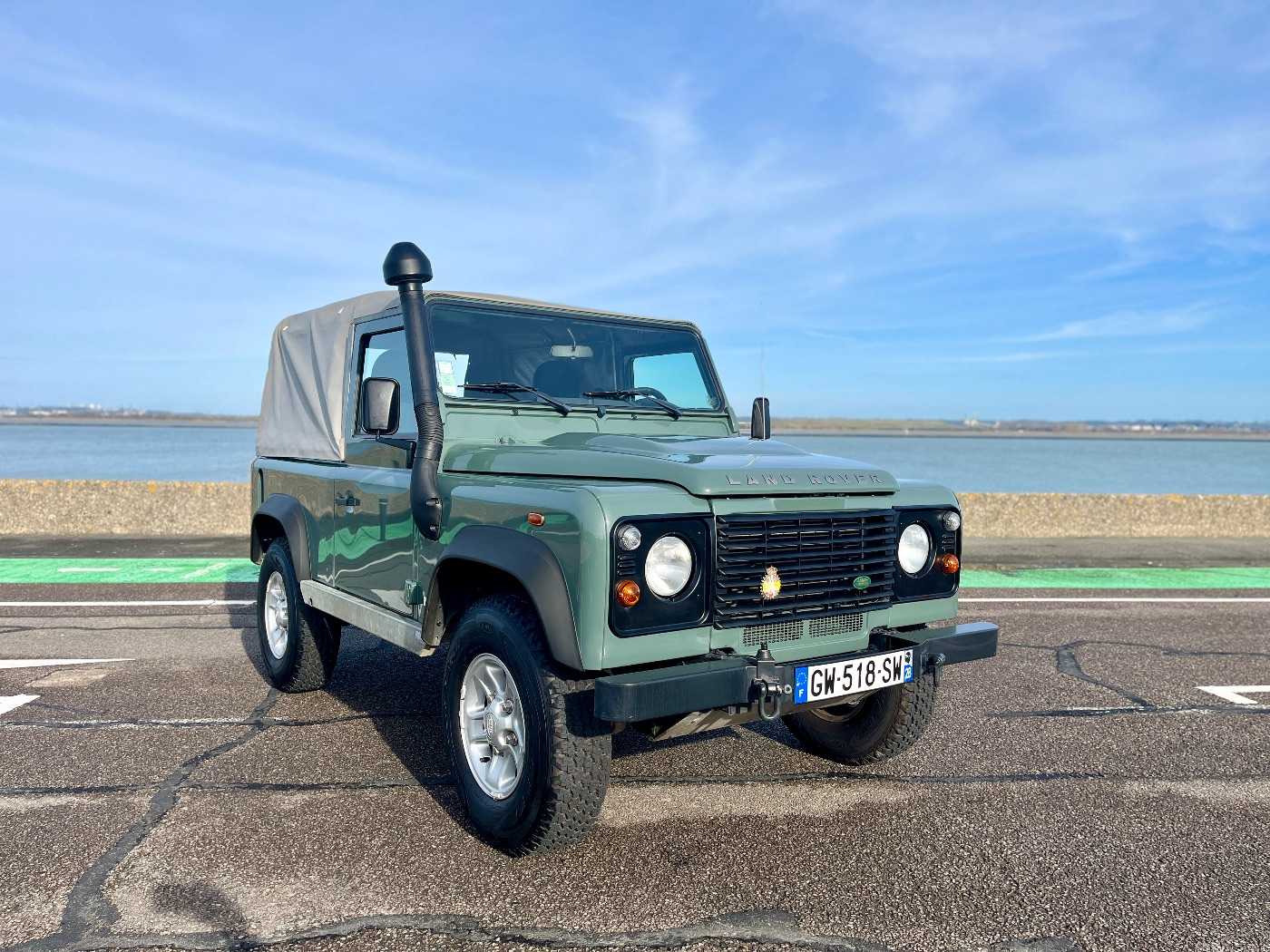 LandRover Defender