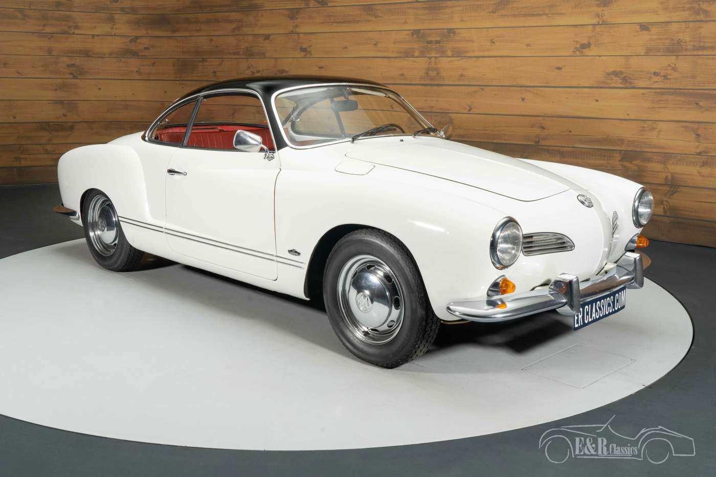 Volkswagen Karmann Ghia