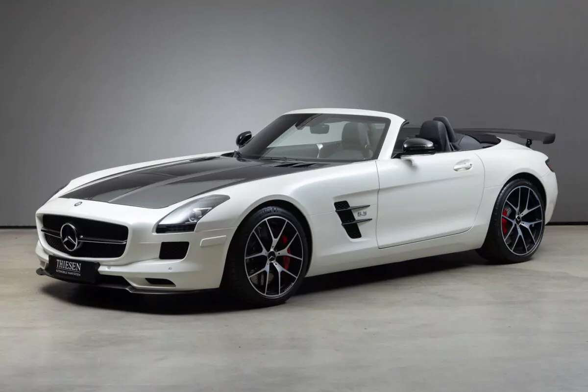 Mercedes-Benz SLS