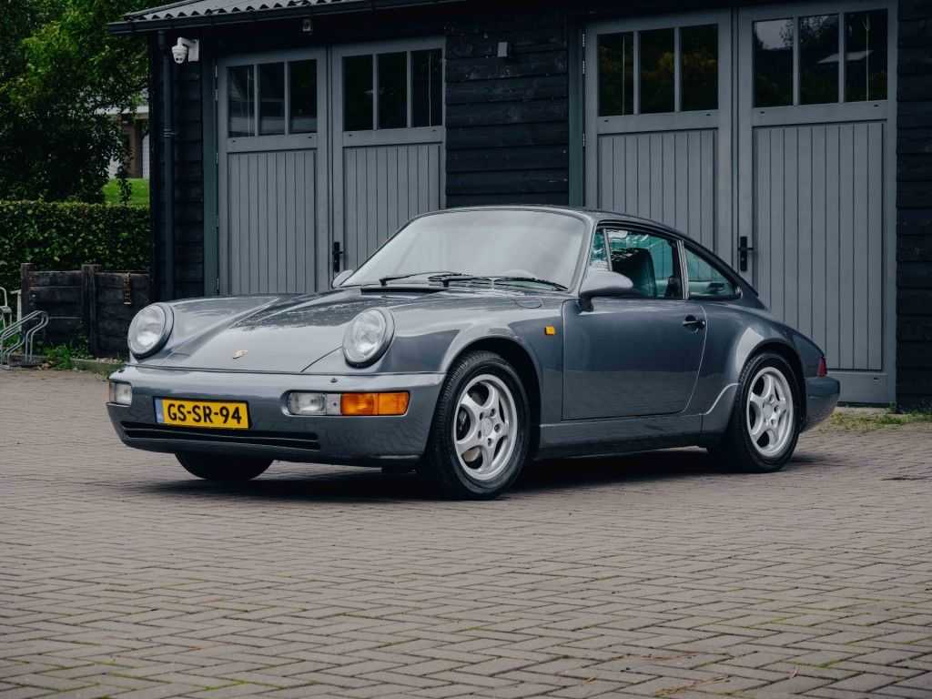 Porsche 964