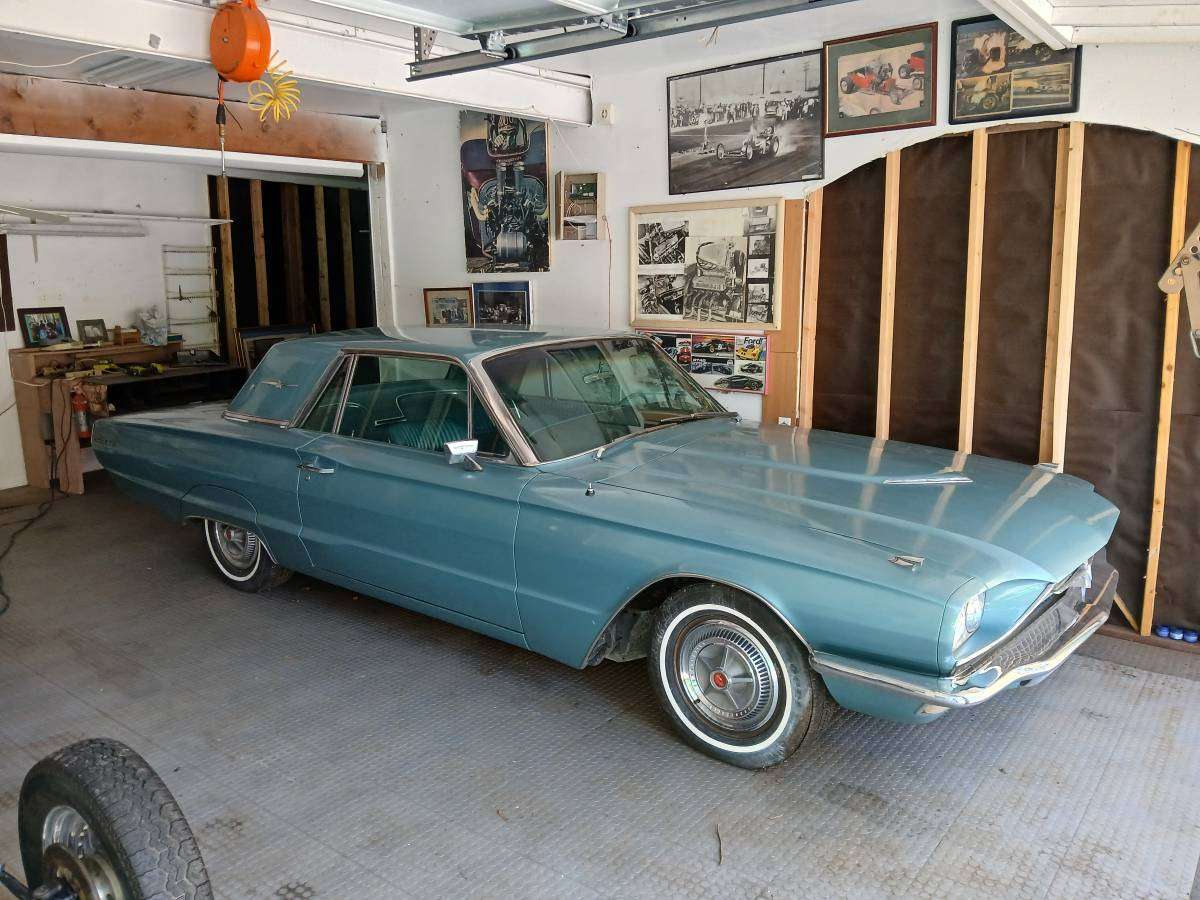 Ford Thunderbird