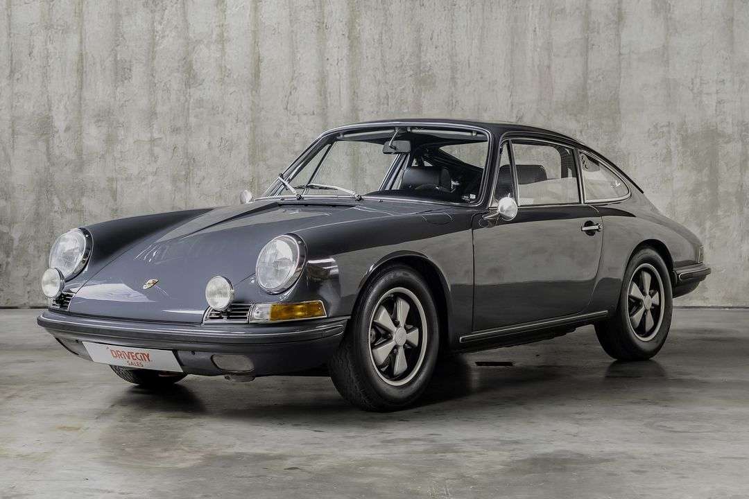 Porsche 911