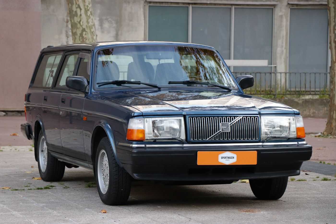 Volvo 240