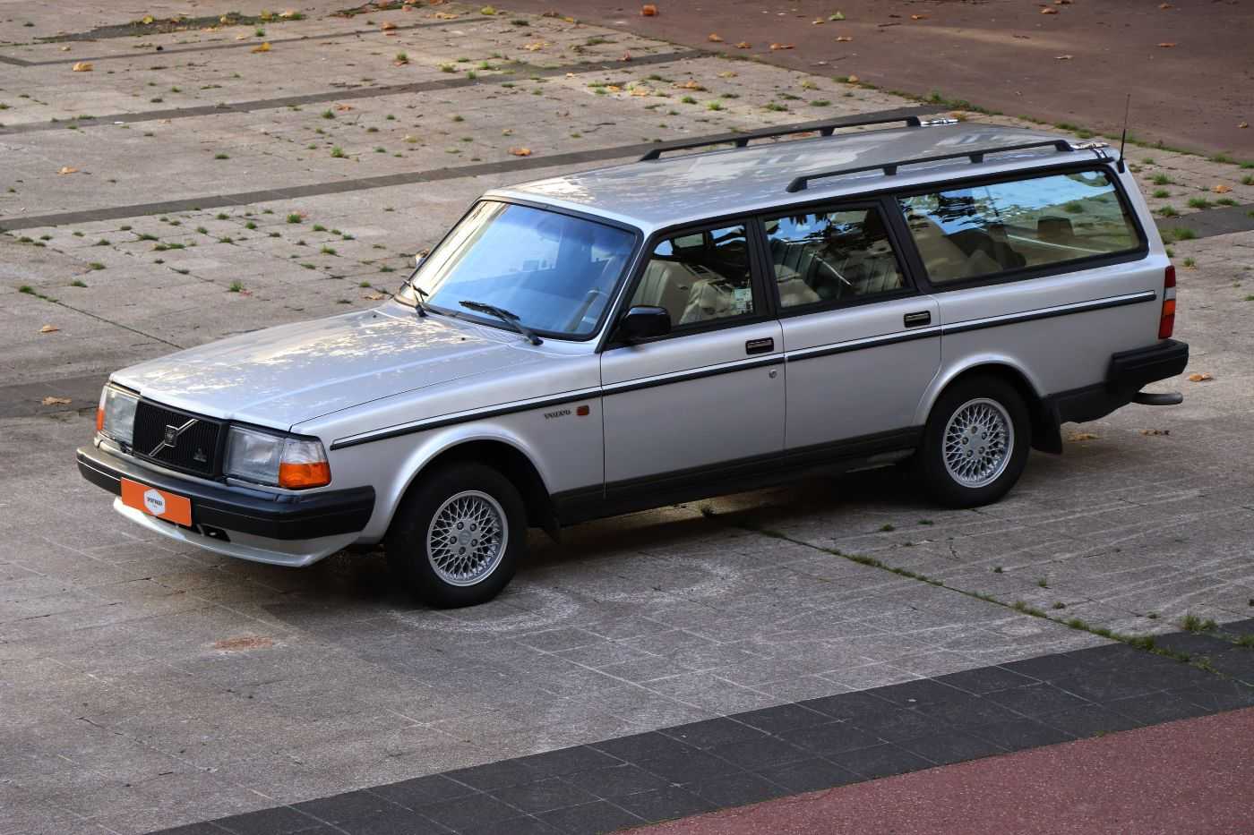 Volvo 240