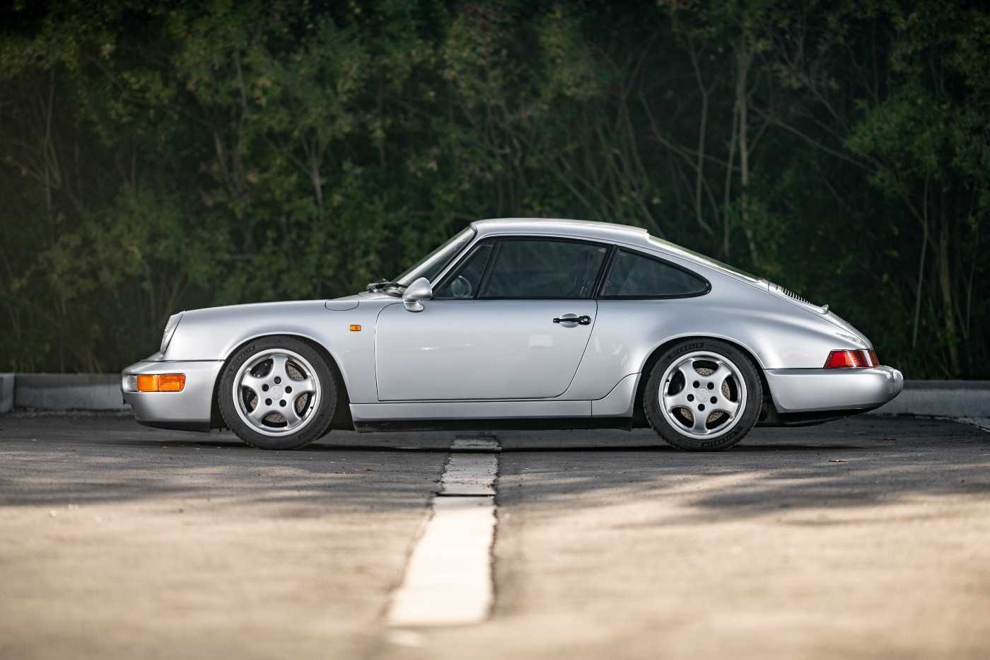 Porsche 964