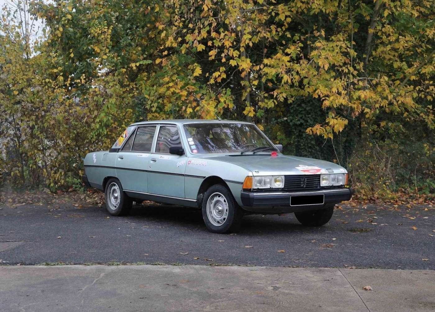 Peugeot 604