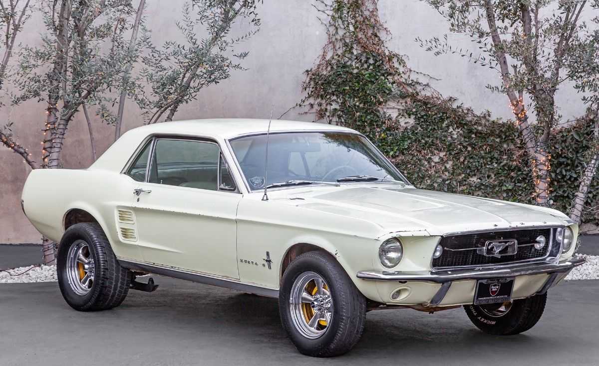 Ford Mustang