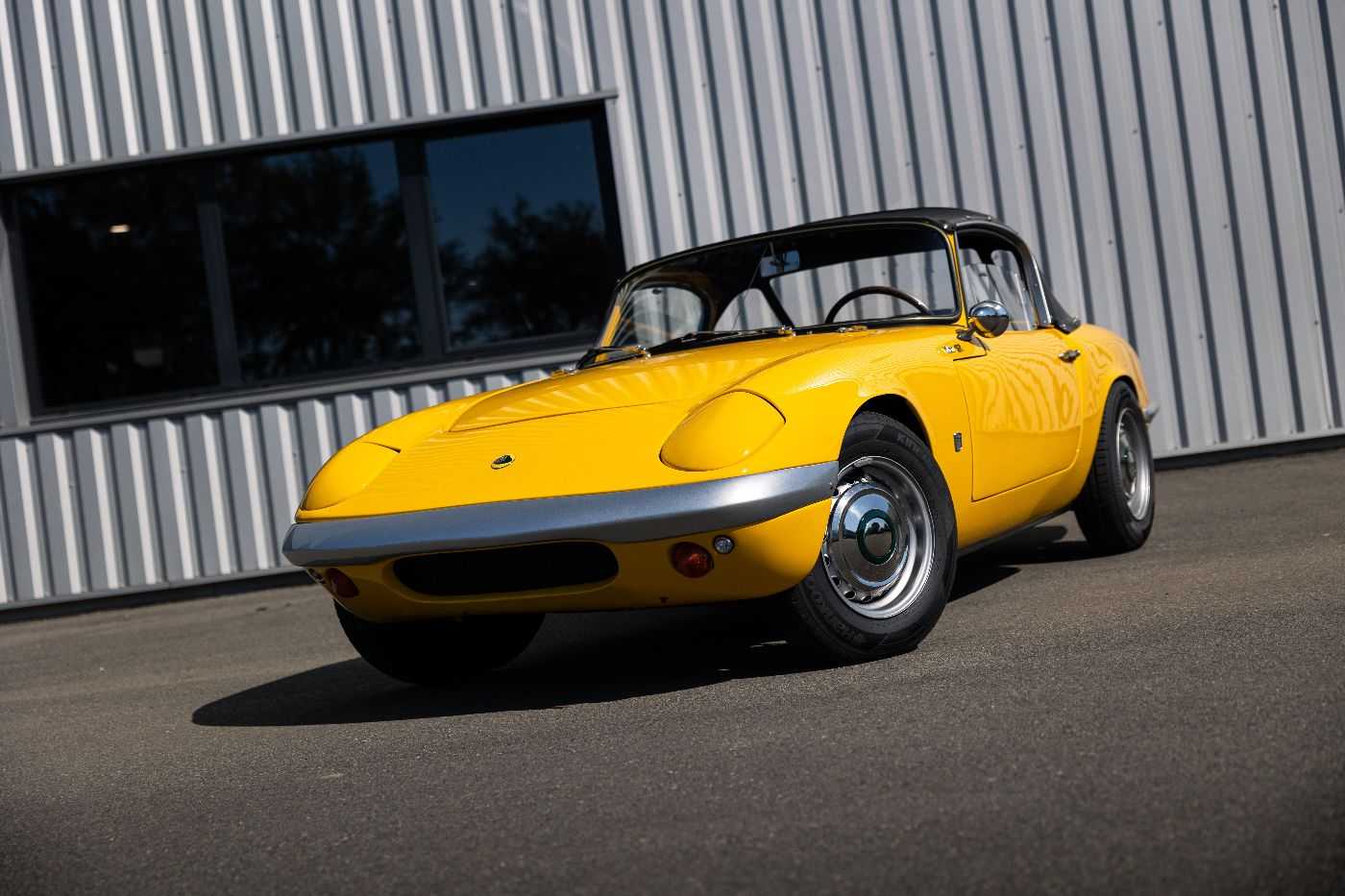 Lotus Elan