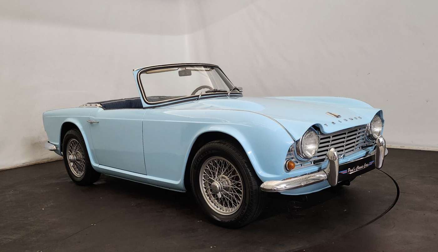 Triumph TR4
