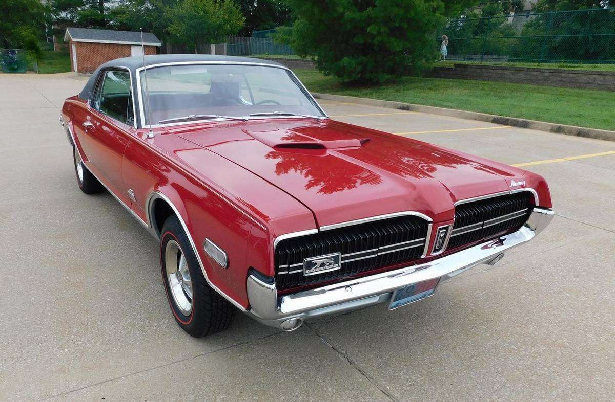 Mercury Cougar