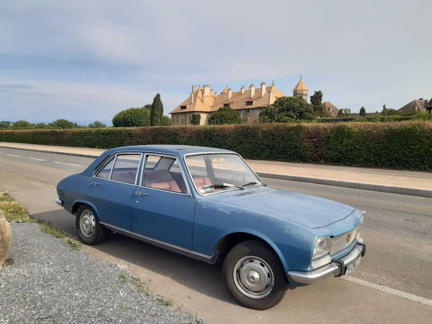 Peugeot 504
