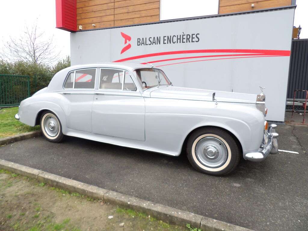 Rolls-Royce Silver Cloud