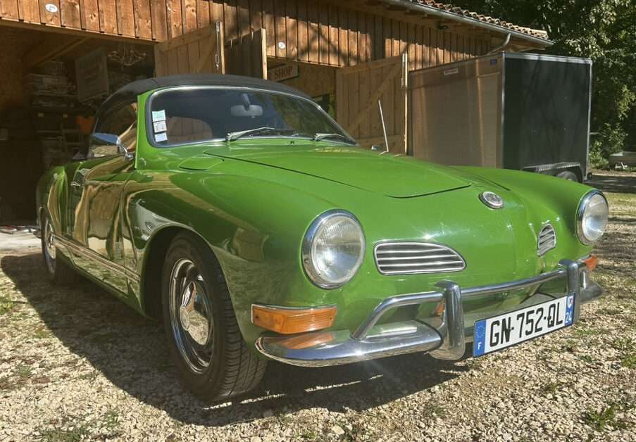 Volkswagen Karmann Ghia