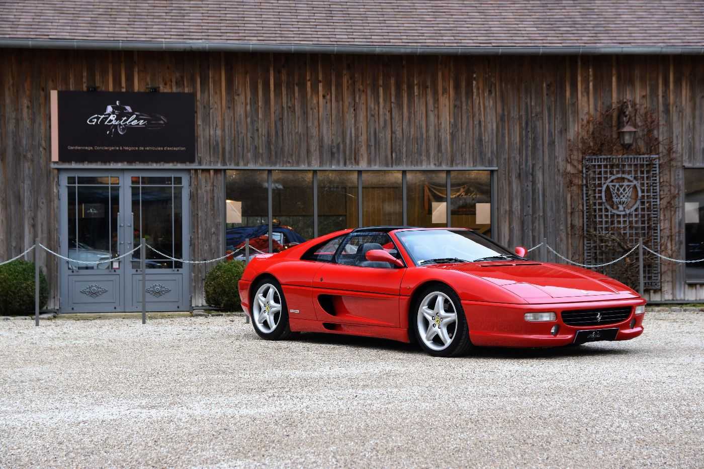 Ferrari 355