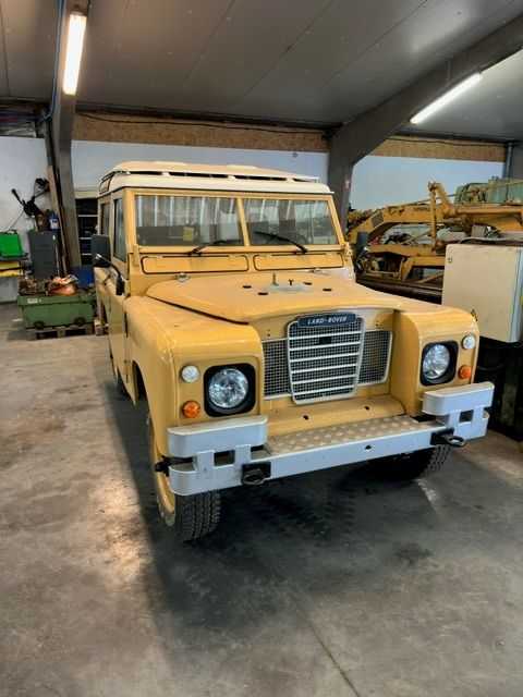 LandRover 88