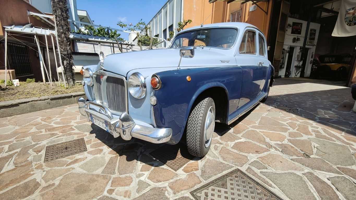 Rover P 100