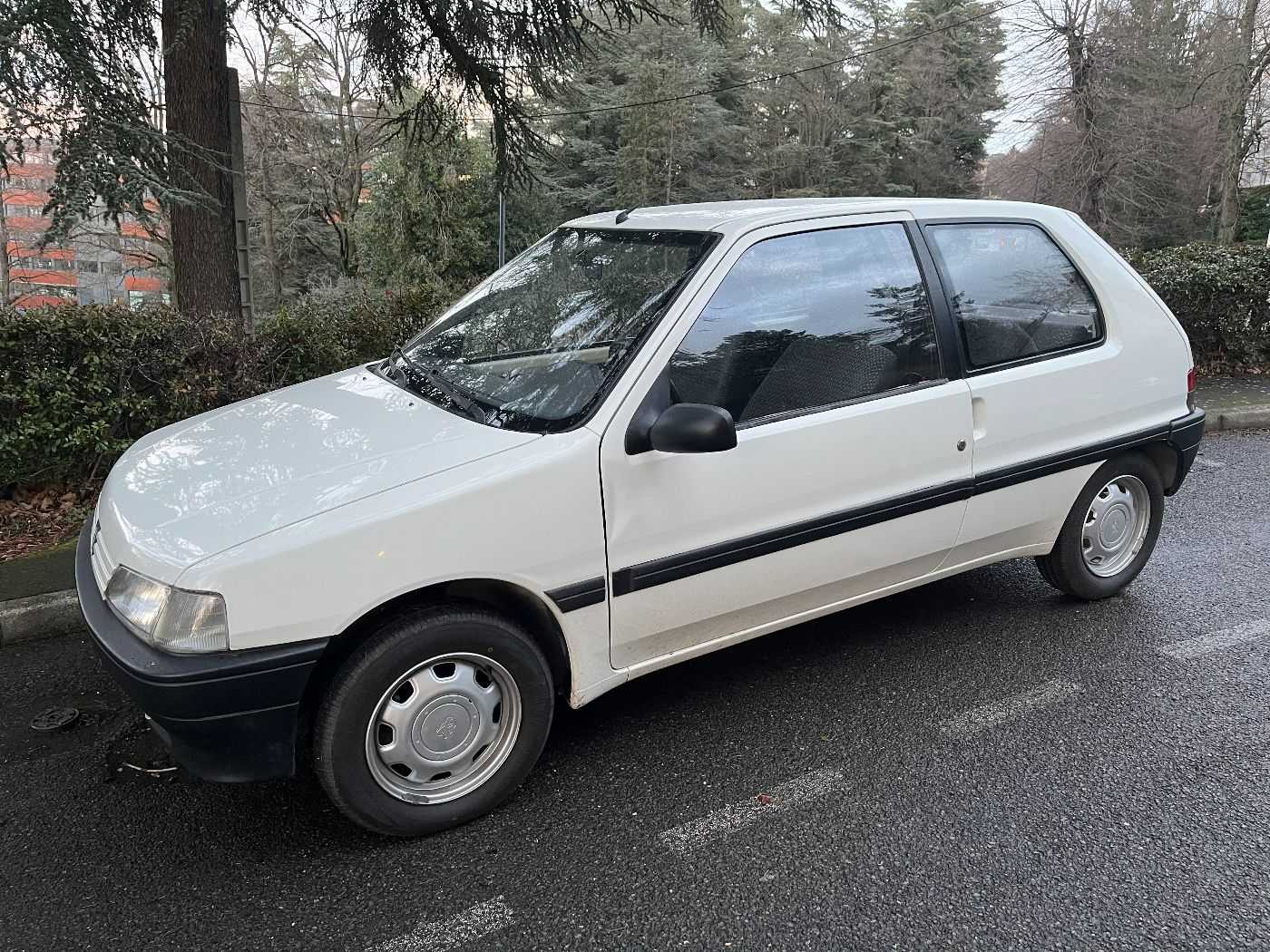 Peugeot 106
