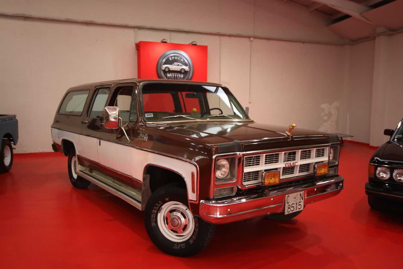 GMC Suburban