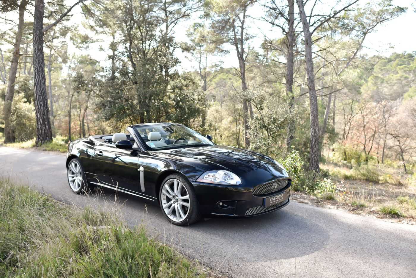 Jaguar XKR