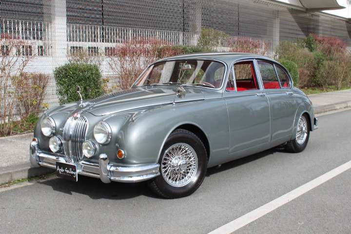 Jaguar MK 2