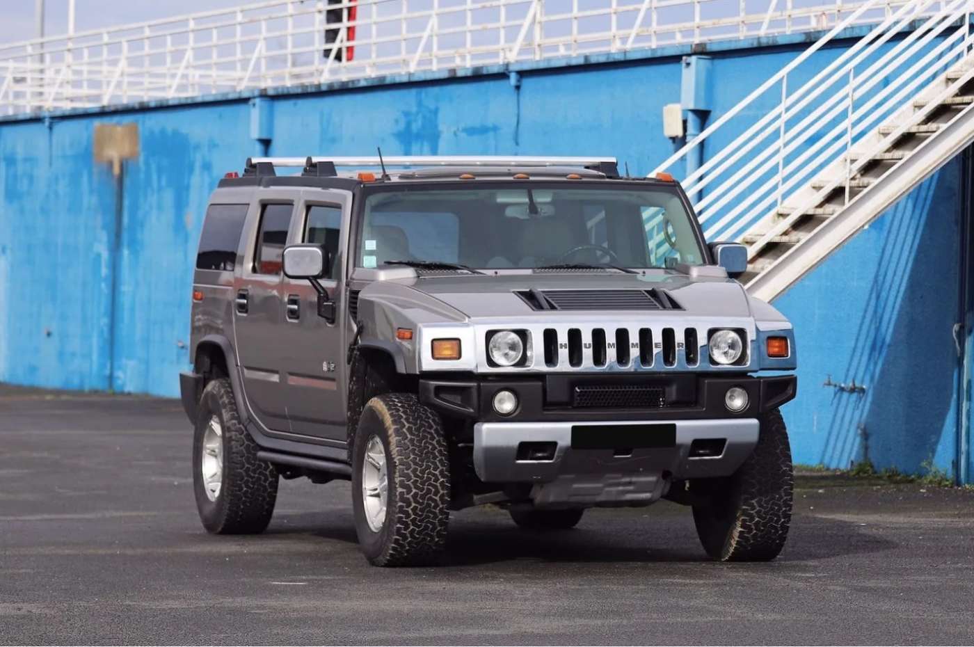 Hummer H2