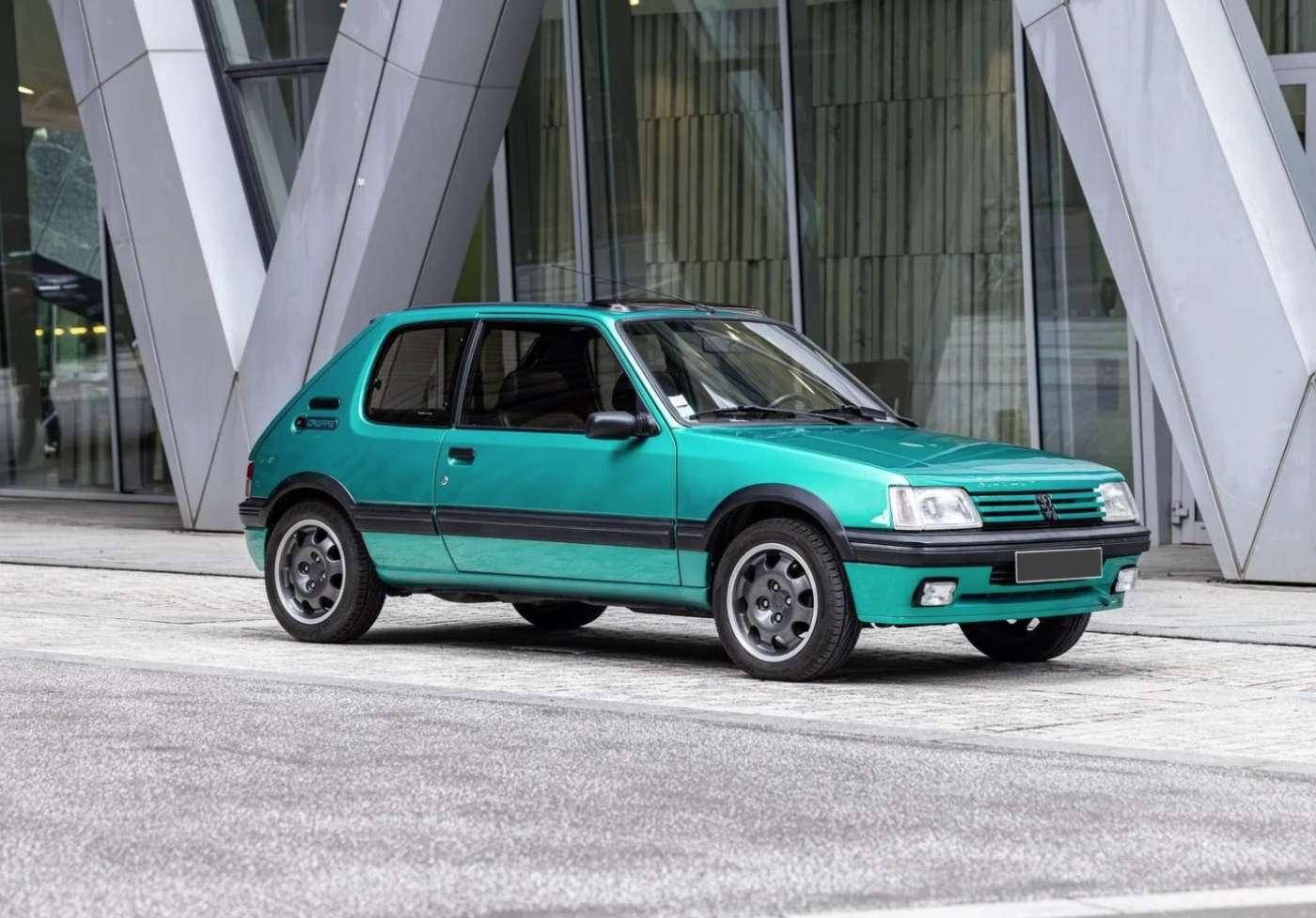 Peugeot 205