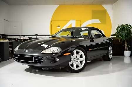 Jaguar XK8