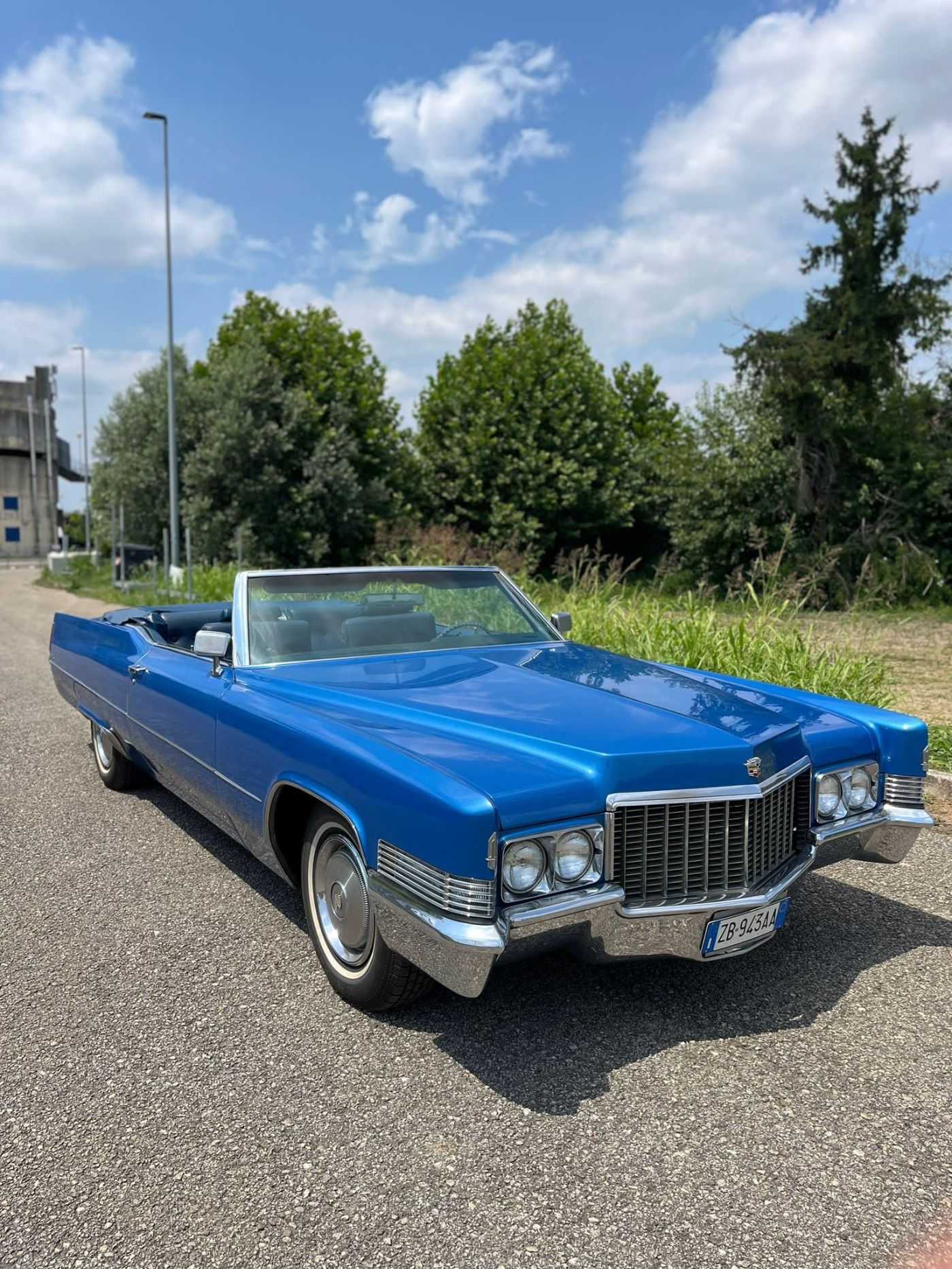 Cadillac De Ville