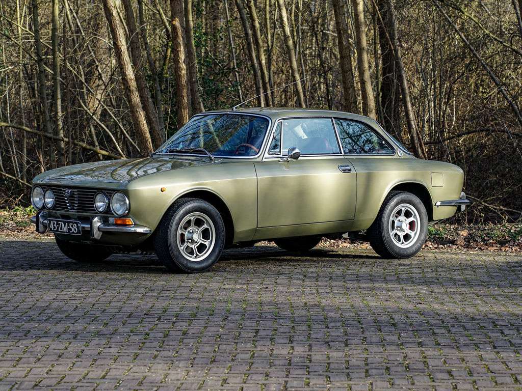 Alfa Roméo Giulia GT