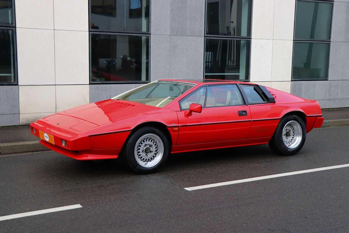 Lotus Esprit