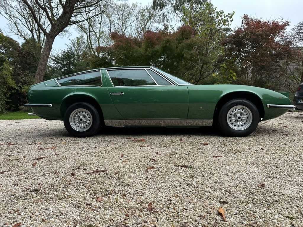 Maserati Indy